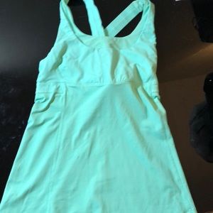 Athletic tank top (Lululemon)